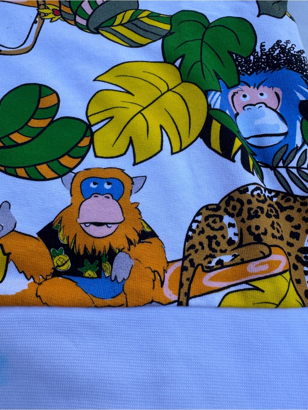 STELLA MCCARTNEY
KIDS' WHITE SWEATSHIRT WITH JUNGLE PRINT size 8 - Picture 3 of 11